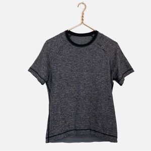 Lululemon Mens Small Gray Short Sleeve T‎ Shirt Top